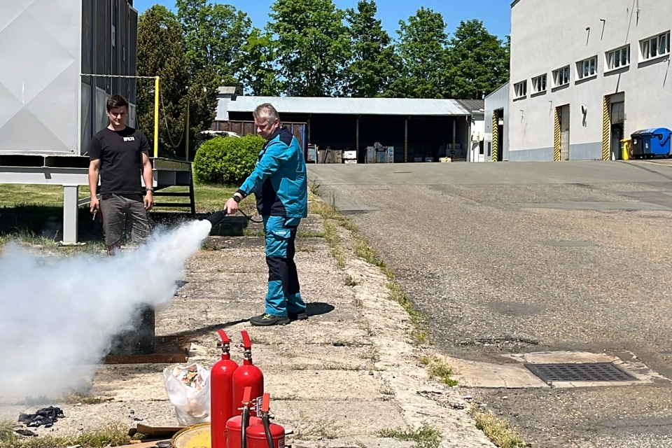 Zkouška hasicích přístrojů a hydrantů - 4