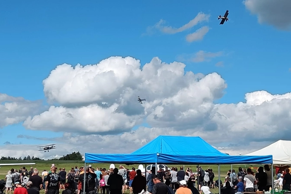 Airshow - 1